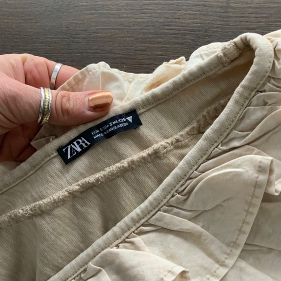 Zara Ruffled Crop Top - Picture 5 of 5